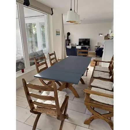 At The End Of The Weser Apartment