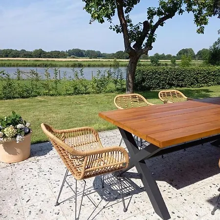 At The End Of The Weser *